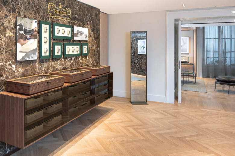 ロレックス認定中古時計の正規品販売店 ロレックス ブティック 表参道